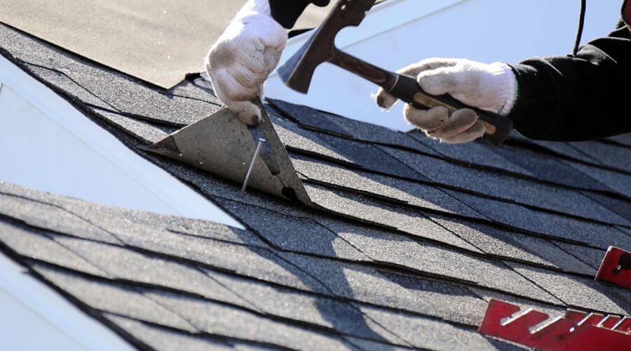 Professional gutter cleaning in Reardan, WA